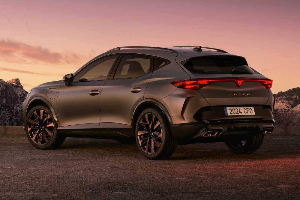 https://autogreeknews.gr/wp-content/uploads/2024/04/cupra_formentor_ehybrid_728.jpg