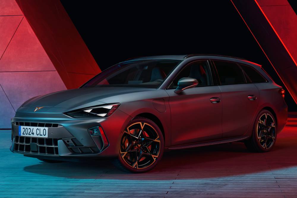 https://autogreeknews.gr/wp-content/uploads/2024/04/cupra_leon_sportstourer_ehybrid_96.jpg