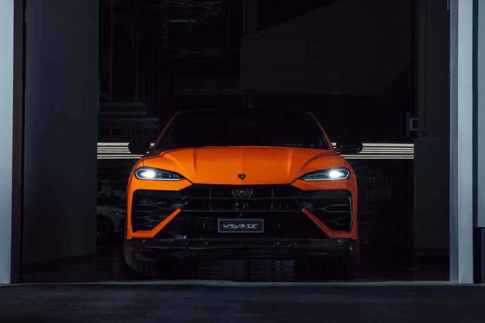 https://autogreeknews.gr/wp-content/uploads/2024/04/lamborghini-urus-se-10.jpg