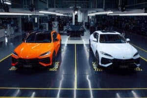 lamborghini-urus-se (12)