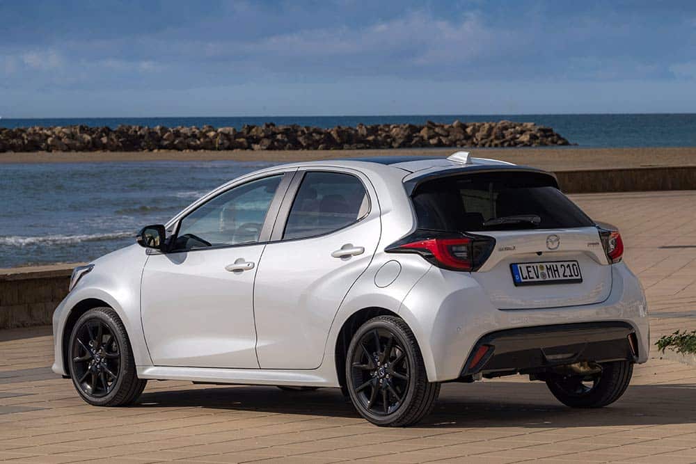 https://autogreeknews.gr/wp-content/uploads/2024/04/mazda2-hybrid_2024-4.jpg