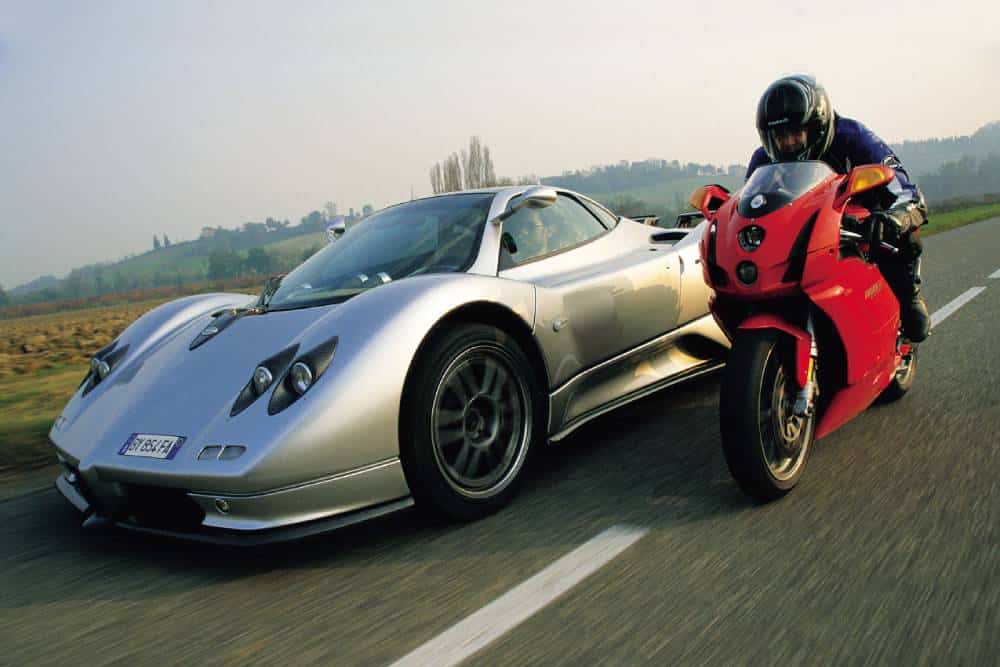 https://autogreeknews.gr/wp-content/uploads/2024/04/pagani_zonda_c12_ducati_999_9.jpg
