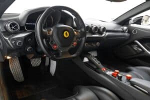 someone-tries-to-sell-a-ferrari-that-can-t-drive-f (6)