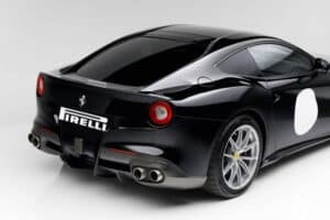 someone-tries-to-sell-a-ferrari-that-can-t-drive-f (9)