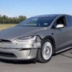 this-tesla-spits-fire-leaves-burning-traces-on-the (1)