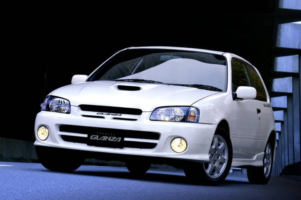 https://autogreeknews.gr/wp-content/uploads/2024/04/toyota_starlet_glanza_v.jpg