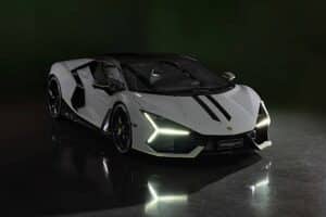 unique-revuelto-arena-celebrates-the-largest-caval (2)