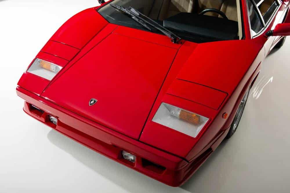 https://autogreeknews.gr/wp-content/uploads/2024/05/1989-countach-25th-anniversary-auction-10.jpg