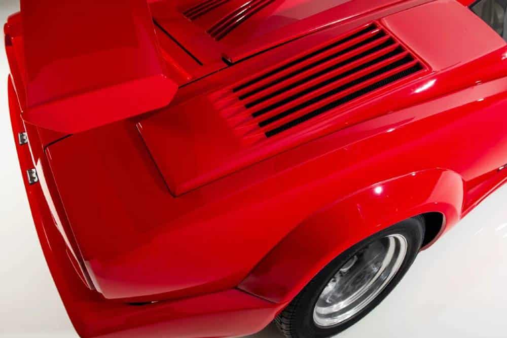 https://autogreeknews.gr/wp-content/uploads/2024/05/1989-countach-25th-anniversary-auction-13.jpg