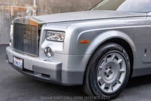 2004-Rolls-Royce-Phantom-69G-EXT-9-2048×1366