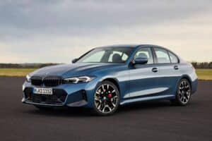 2025-BMW-3-Series-528-12