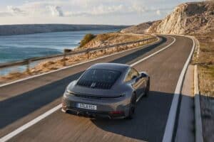 2025-Porsche-911-CS24-Copy-2-2048×1366