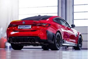 BMW-M4-DTM-Champion-Edition-2