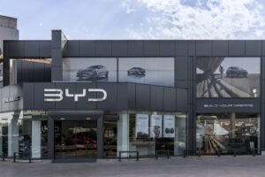 BYD_Dealership_ Kifisos(1b) (1)