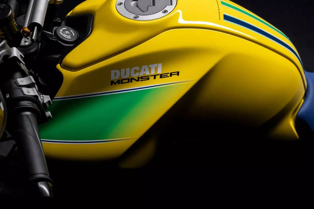 https://autogreeknews.gr/wp-content/uploads/2024/05/Ducati-Monster-Senna-516-16.jpg