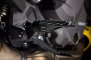 Ducati-Monster-Senna-516-41