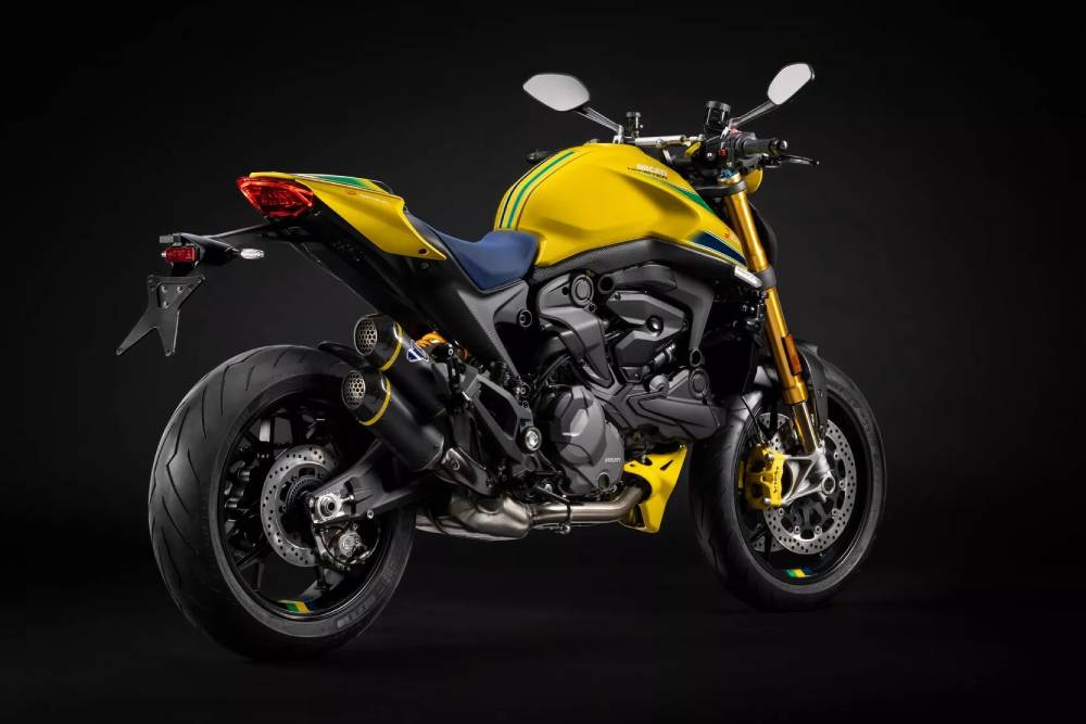 https://autogreeknews.gr/wp-content/uploads/2024/05/Ducati-Monster-Senna-516-7.jpg