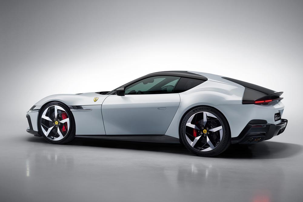 https://autogreeknews.gr/wp-content/uploads/2024/05/Ferrari-12Cilindri-15.jpg