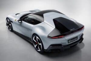 Ferrari-12Cilindri-(16)