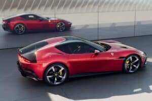 Ferrari-12Cilindri-(4)