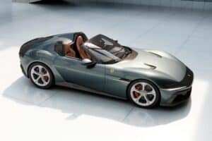 Ferrari-12Cilindri-(7)