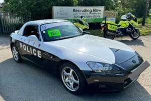 GNXaDRpWgAELKmO_format=jpg&name=large