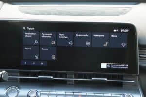 Hyundai-Kona-Electric-2024-(28)