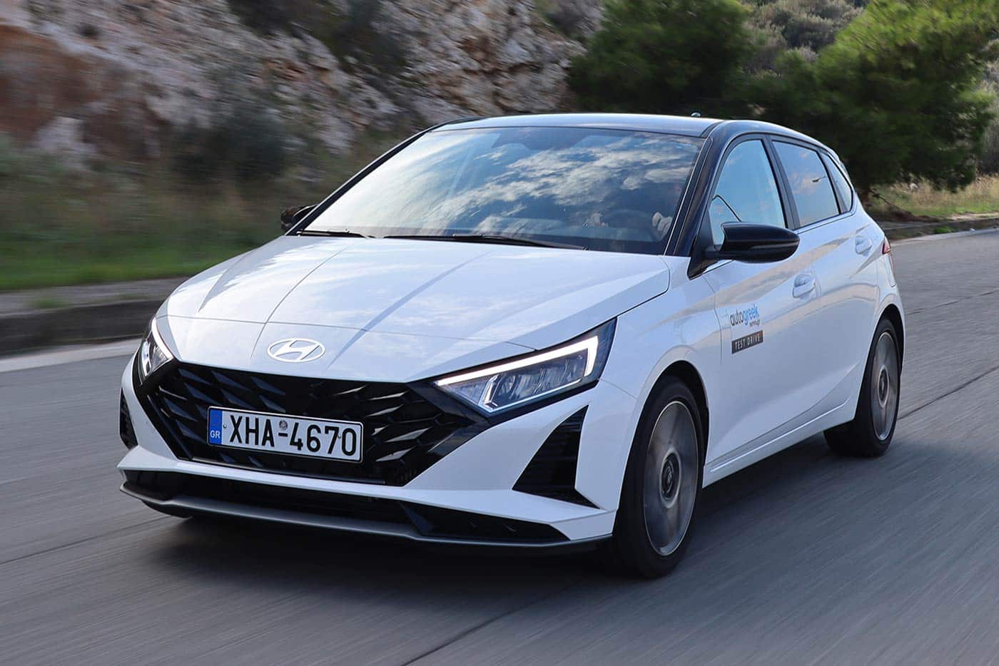 https://autogreeknews.gr/wp-content/uploads/2024/05/Hyundai-i20-dynamic.jpg