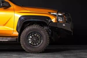 Mitsubishi-Triton-Commercial-Bull-Bar-Ironman-4×4- (1)
