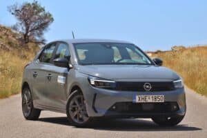 Opel-Corsa-1.2-Hybrid-(6)