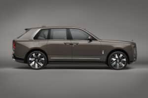 Rolls_Royce_Cullinan_SII_(3)