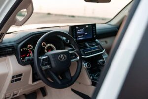 Toyota-Land-Cruiser-10th-Victory-Edition-2-2048×13