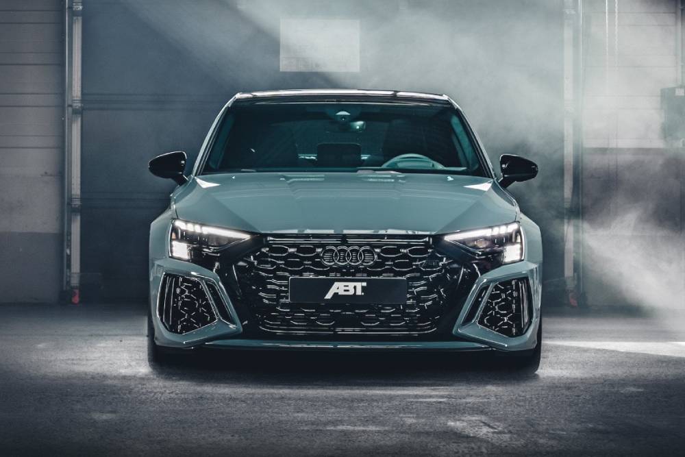 https://autogreeknews.gr/wp-content/uploads/2024/05/abt-s-audi-rs-3-is-quicker-than-a-ferrari-enzo-cos-4.jpg