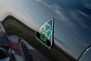 alfa-romeo-launches-giulia-and-stelvio-quadrifogli (2)