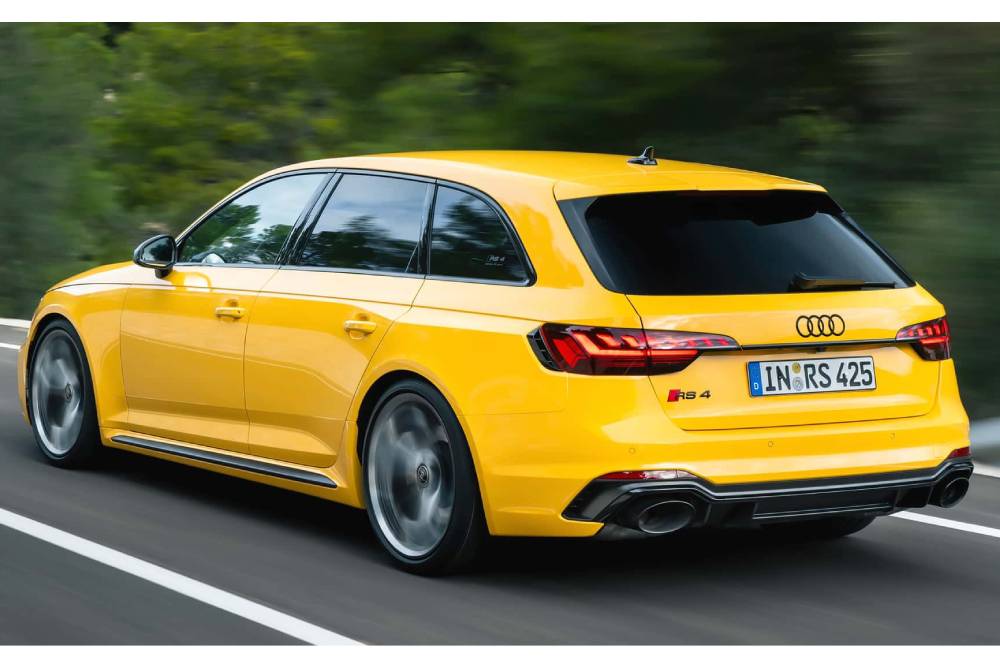 https://autogreeknews.gr/wp-content/uploads/2024/05/audi-rs-4-avant-edition-25-years-2024-6.jpg