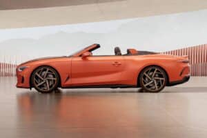 coachbuilt-by-mulliner-the-bentley-batur-convertib