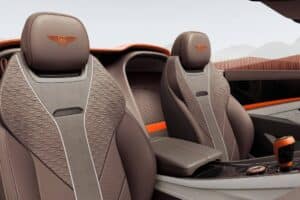 coachbuilt-by-mulliner-the-bentley-batur-convertib (8)