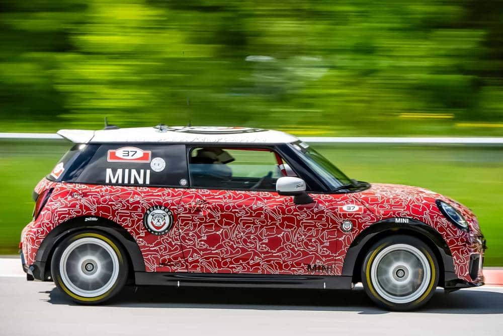 https://autogreeknews.gr/wp-content/uploads/2024/05/mini-john-cooper-works-2024-4.jpg
