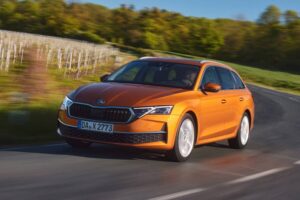 skoda-launches-refreshed-octavia-says-best-seller- (1)