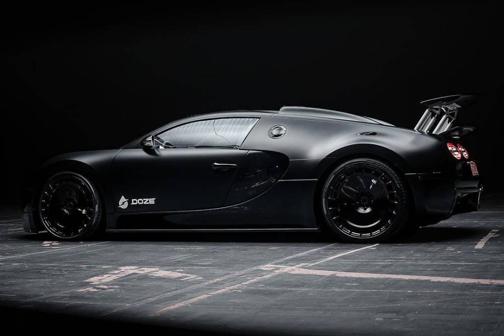 https://autogreeknews.gr/wp-content/uploads/2024/05/tweaked-bugatti-veyron-looks-like-a-supercar-devou-4.jpg