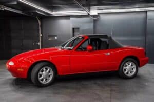 1990-Mazda-Miata-BAT-65