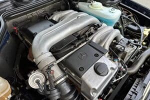 1995-Mercedes-Benz-E300-Diesel-029
