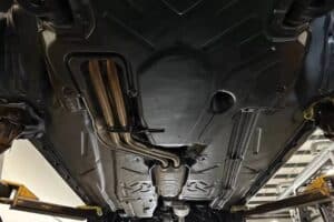 1995-Mercedes-Benz-E300-Diesel-041