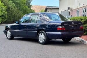 1995-Mercedes-Benz-E300-Diesel-160