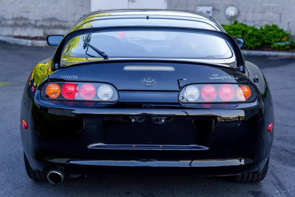 https://autogreeknews.gr/wp-content/uploads/2024/06/1995-Toyota-Supra-Cars-Bids-00029-2048x1365-1.jpg