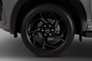 2025-Isuzu-MU-X-RS-7-2048×1024