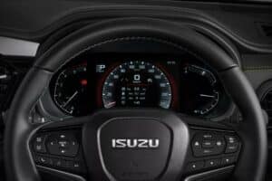 2025-Isuzu-MU-X-RS-Interior-2-2048×1024
