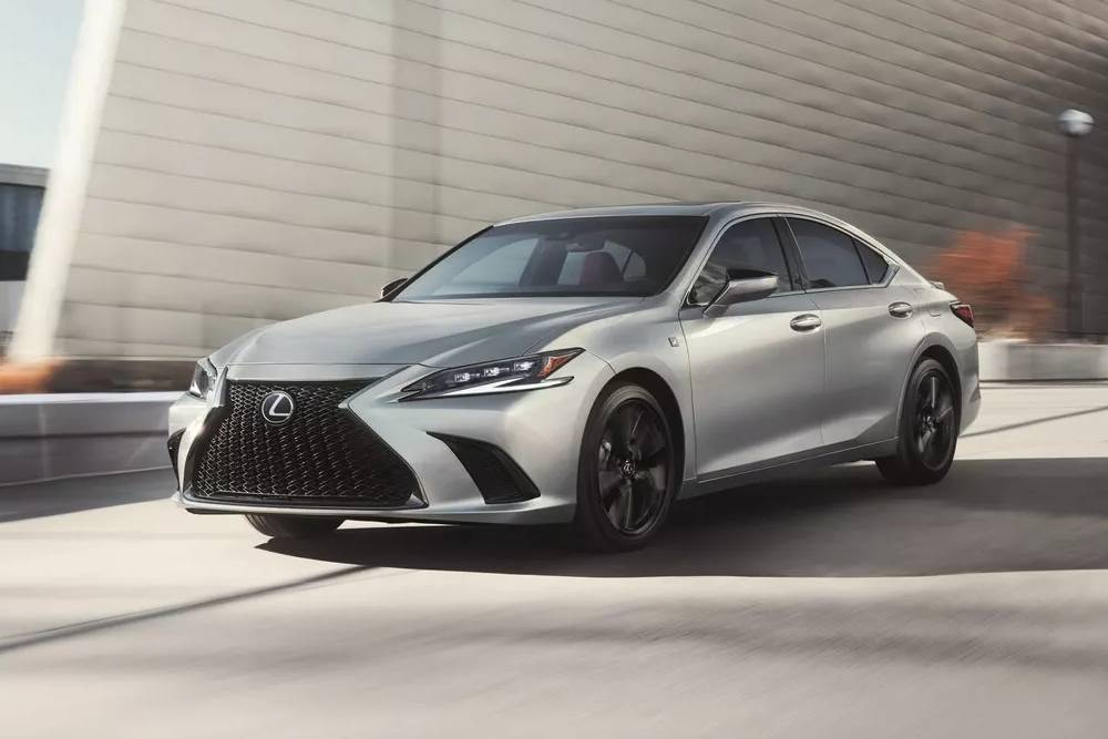 https://autogreeknews.gr/wp-content/uploads/2024/06/2025-Lexus-ES-626-1.jpg