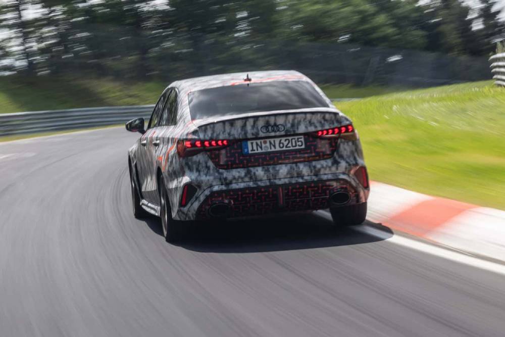 https://autogreeknews.gr/wp-content/uploads/2024/06/2025-audi-rs3-sedan-breaks-nurburgring-record-for-1.jpg