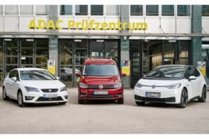 ADAC_ojetiny_benzin_diesel_elektrina_prodej_zajem_